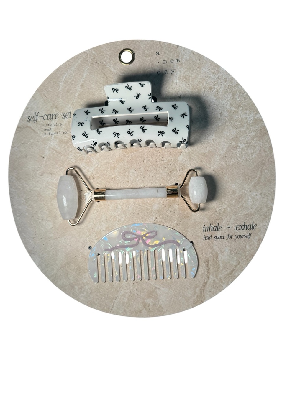 Self Care Set - Hair Clip, Face Roller, Hair Comb